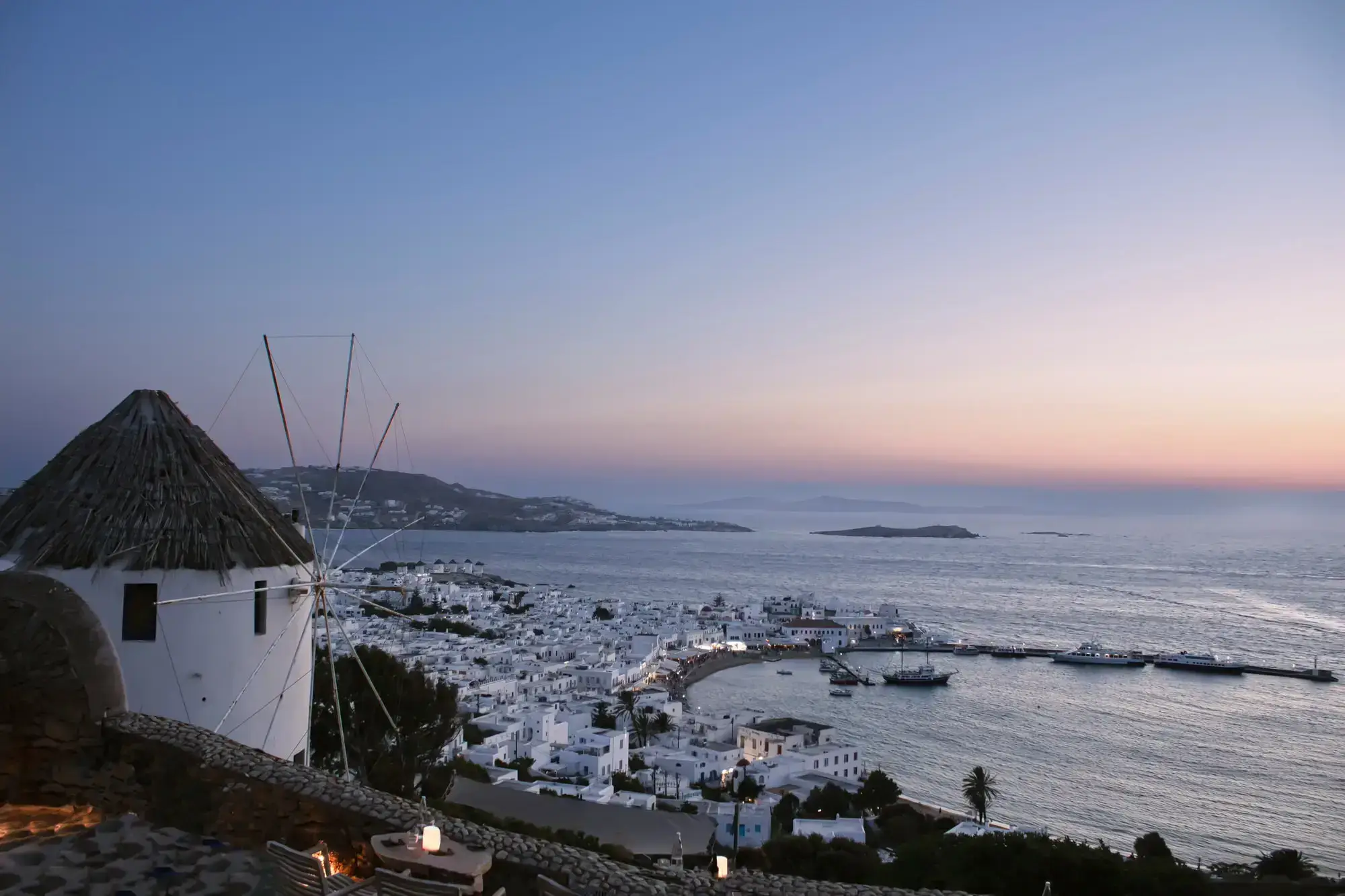 Plan your stay with a Restoni advisor