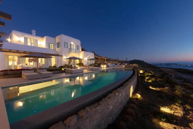 Aloria Mansion